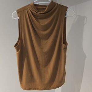 BNWT Babaton Boardroom Top